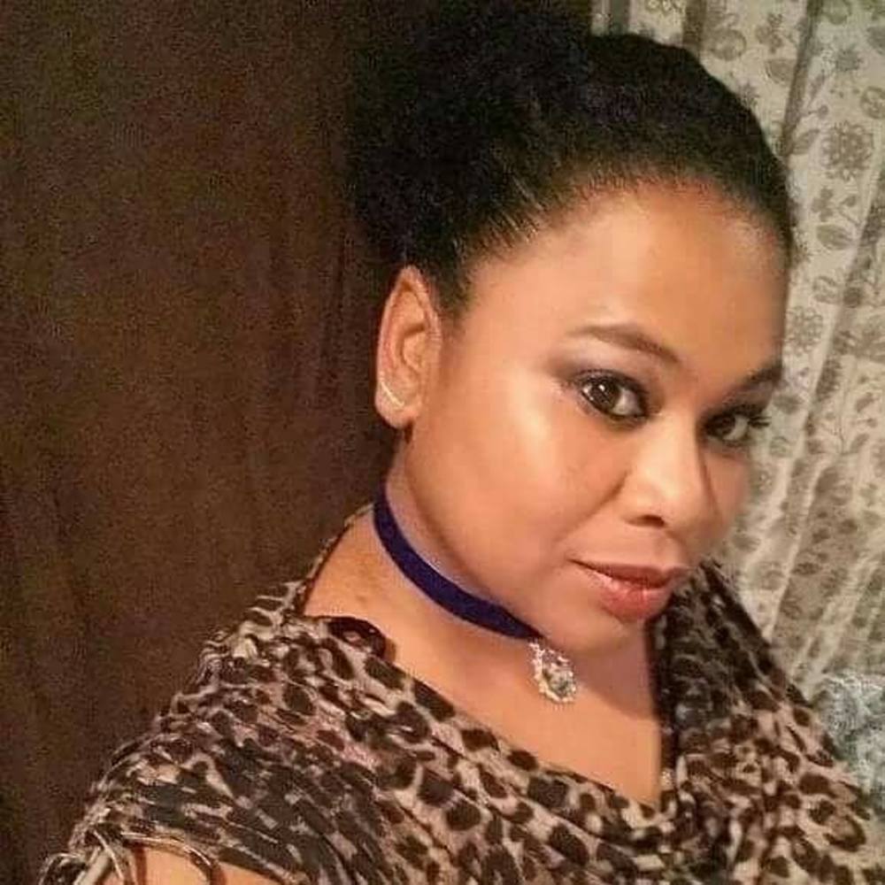 Meet your Posher, Ivon